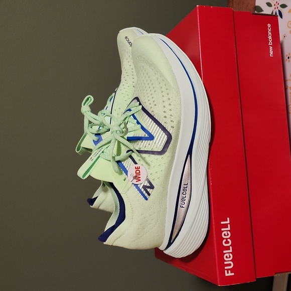 New Balance Other - New Balance FuelCell Supercomp Trainer, in Vibrant spring glo with victory blue